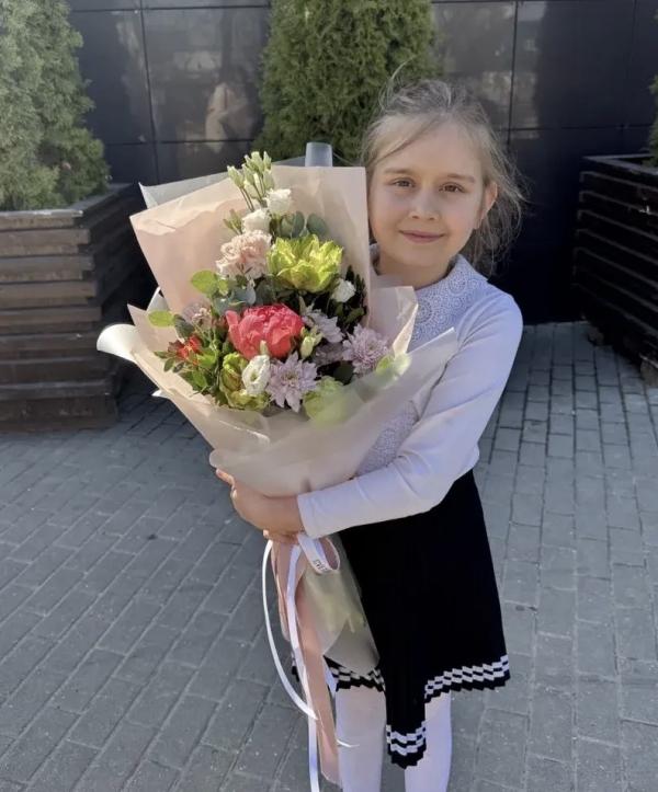 Букет мини с розой Веги и пионом