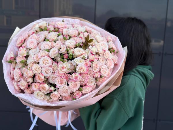 Розы кустовые 35 штук