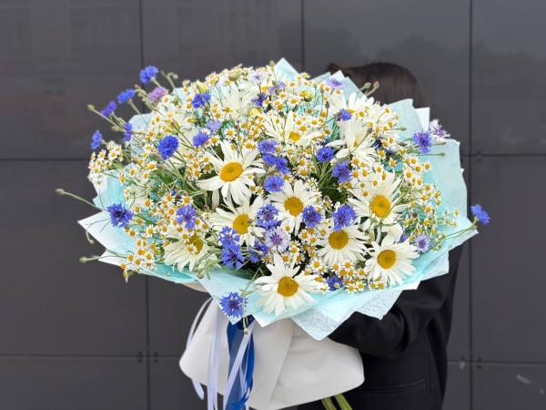 Букет гигант с ромашками